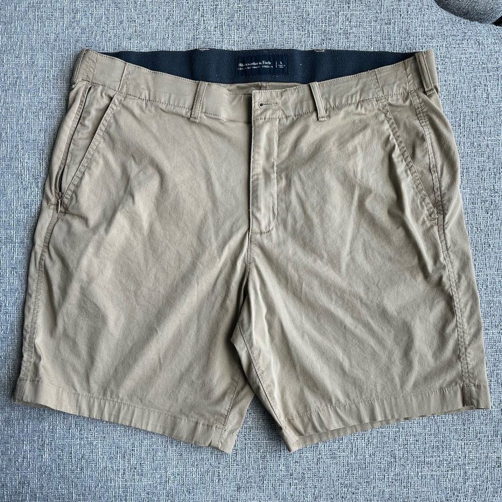 Abercrombie & Fitch All- Day Short